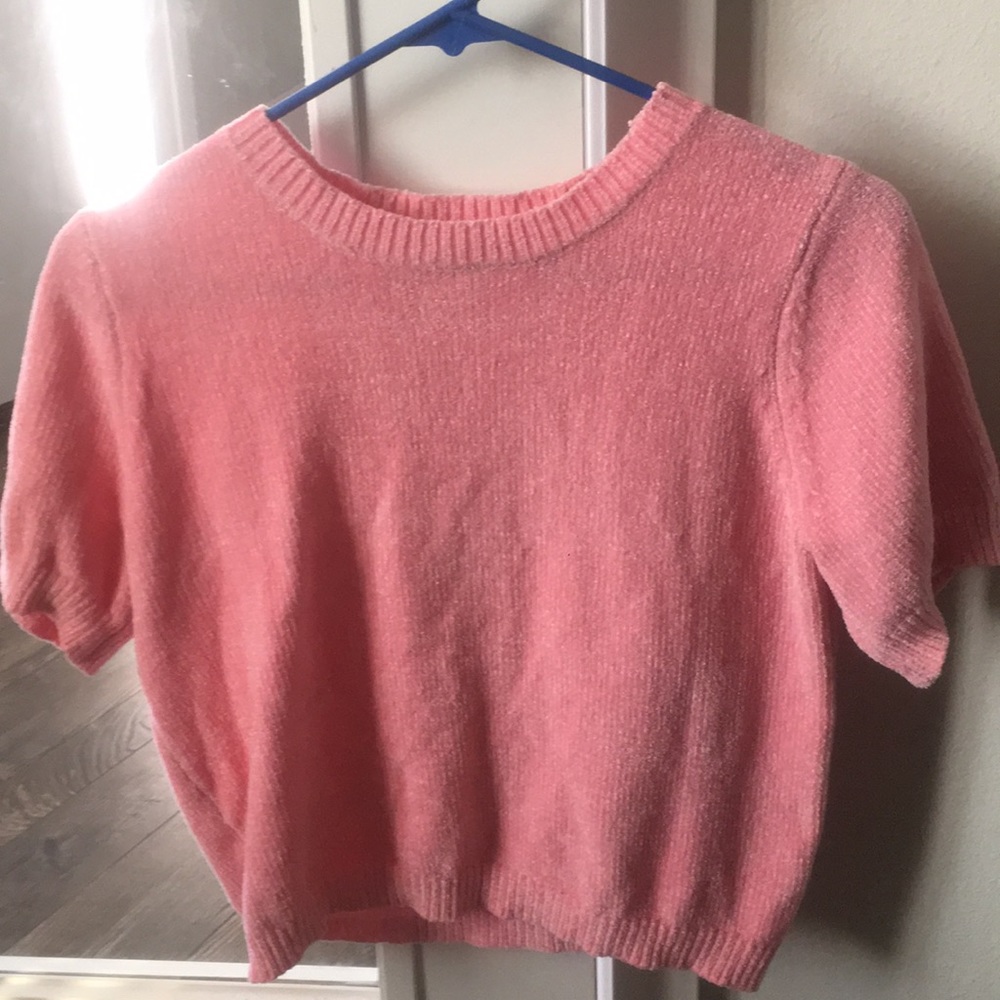 Fuzzy pink top